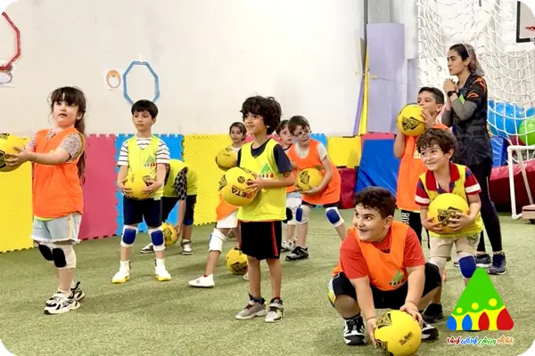 koosha1 باشگاه ورزشی کودکان کوشا